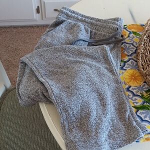 Natori Heathered Gray Lounge Pants Lg.
